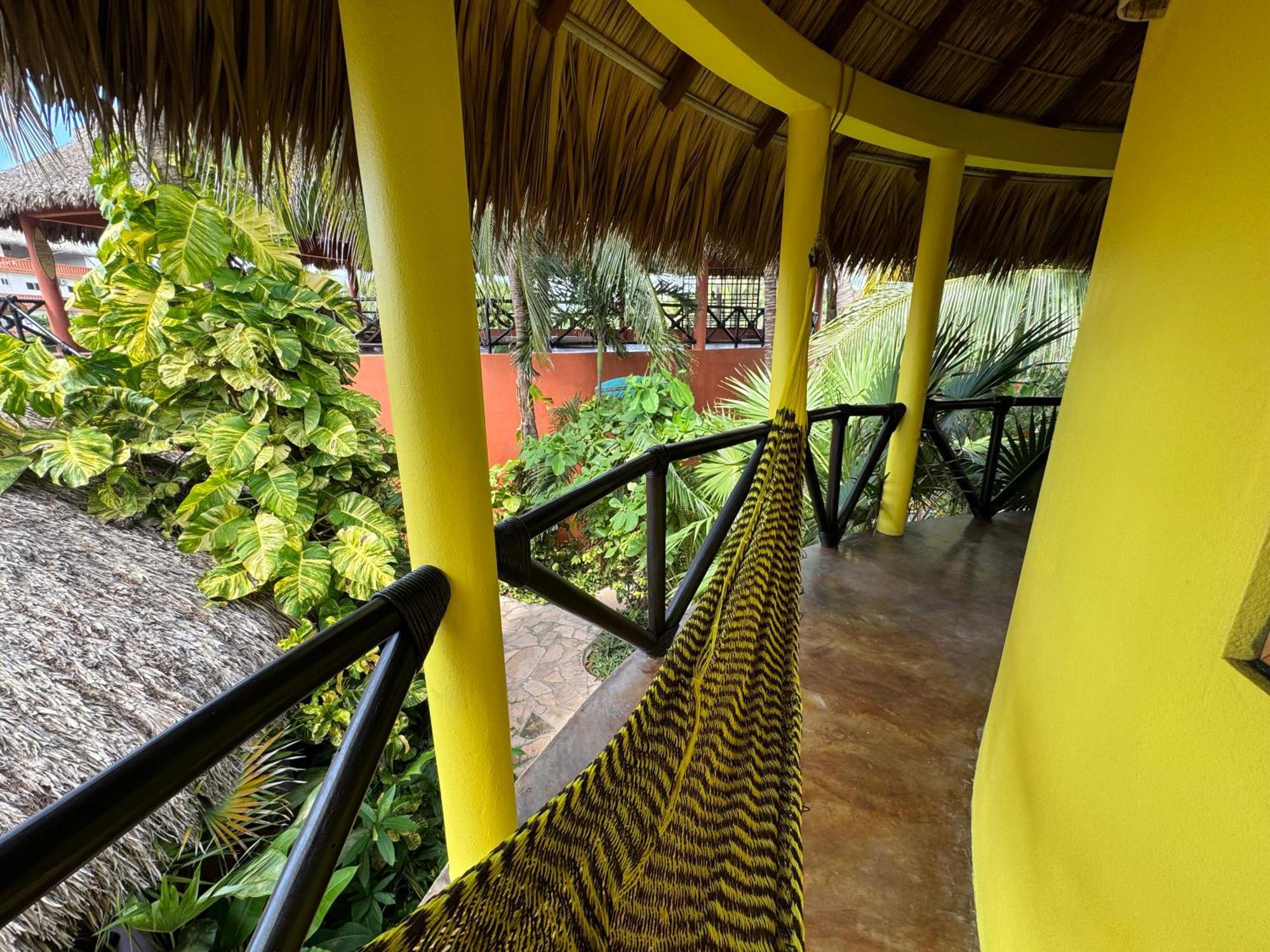 One Love Hostal Puerto Escondido ภายนอก รูปภาพ